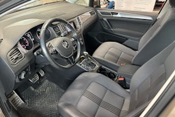 Ruskea (beige) Volkswagen GOLF SPORTSVAN 2016 kuva 3.