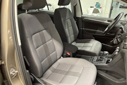 Ruskea (beige) Volkswagen GOLF SPORTSVAN 2016 kuva 26.