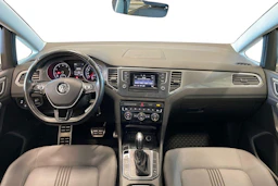 harmaa Volkswagen Golf Sportsvan 2017 kuva 9.