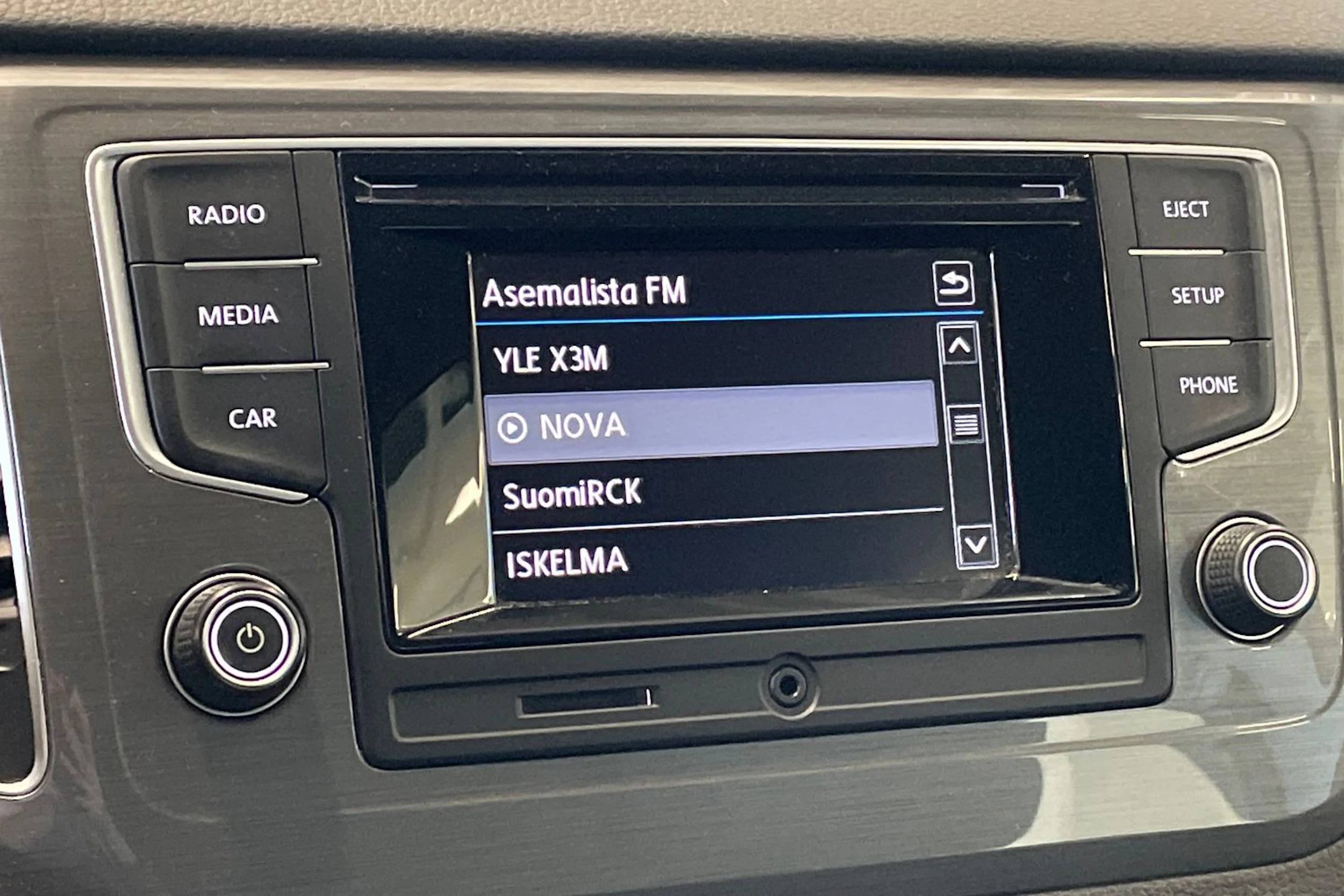 harmaa Volkswagen Golf Sportsvan 2017 kuva 21.