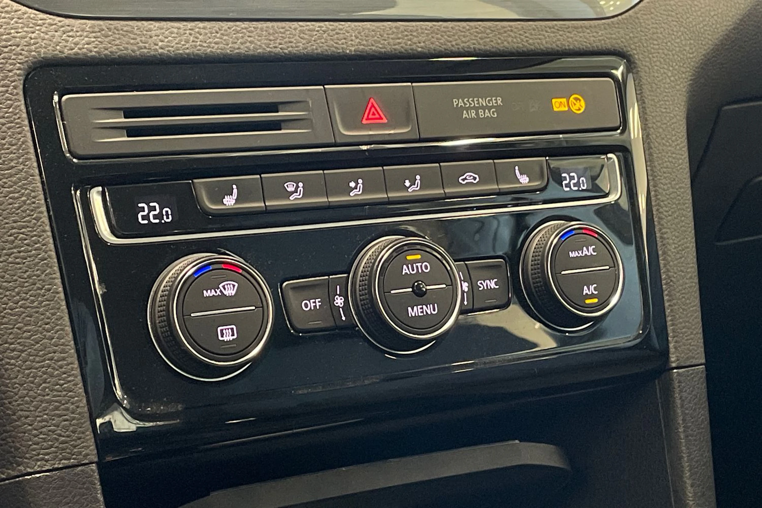 harmaa Volkswagen Golf Sportsvan 2017 kuva 24.