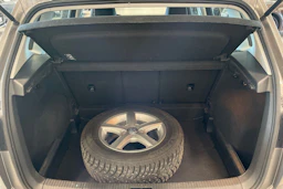 harmaa Volkswagen Golf Sportsvan 2017 kuva 27.