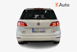 valkoinen Volkswagen Golf Sportsvan 2017 kuva 4.