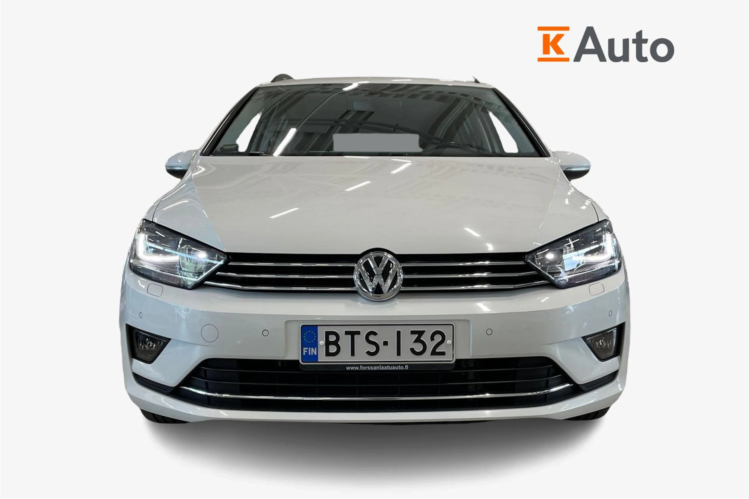 valkoinen Volkswagen Golf Sportsvan 2017 kuva 5.