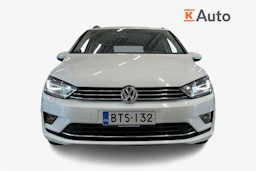 valkoinen Volkswagen Golf Sportsvan 2017 kuva 5.