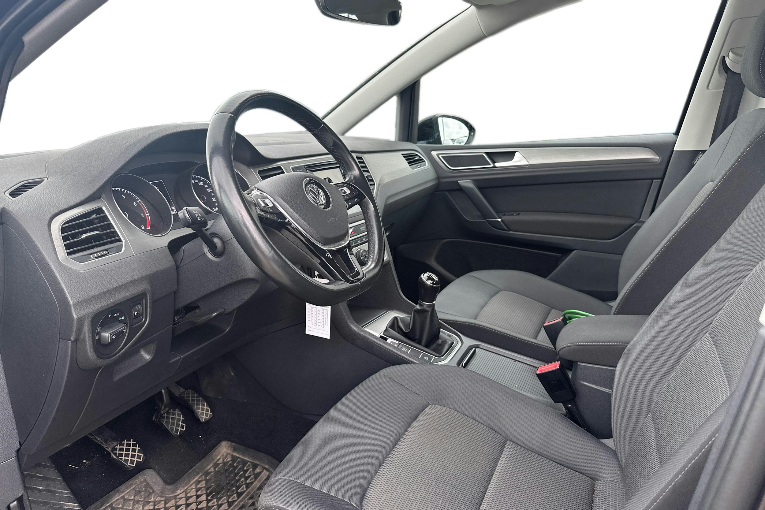 Musta Volkswagen GOLF SPORTSVAN 2017 kuva 3.