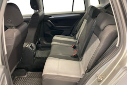 Harmaa Volkswagen GOLF SPORTSVAN 2017 kuva 10.