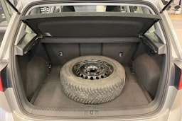 Harmaa Volkswagen GOLF SPORTSVAN 2017 kuva 14.