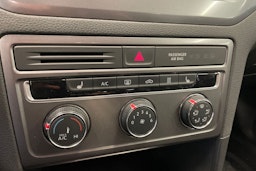 Harmaa Volkswagen GOLF SPORTSVAN 2017 kuva 17.