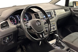 valkoinen Volkswagen Golf Sportsvan 2017 kuva 3.