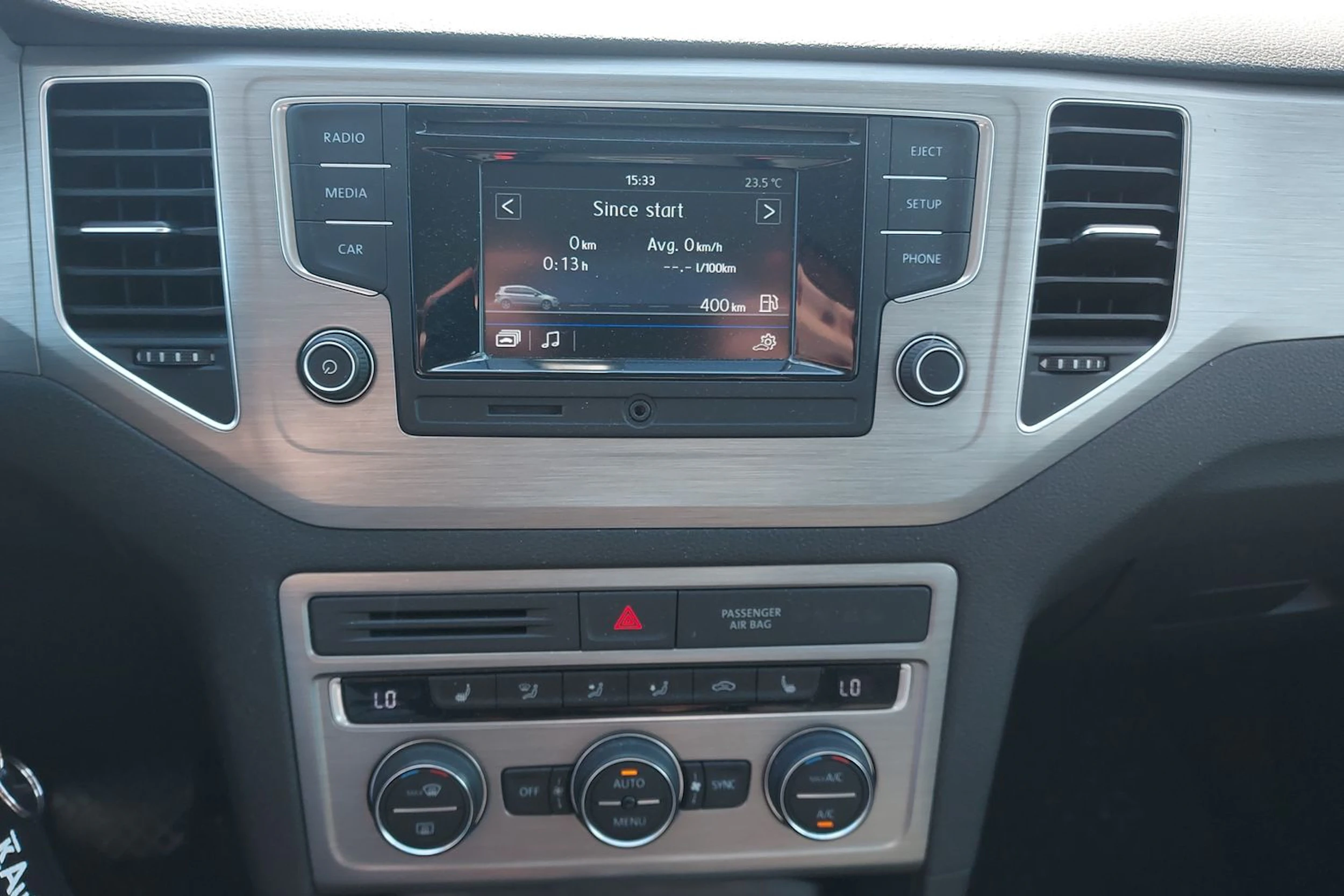 ruskea (beige) Volkswagen Golf Sportsvan 2017 kuva 8.