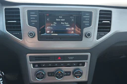 ruskea (beige) Volkswagen Golf Sportsvan 2017 kuva 8.