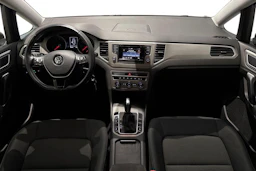 ruskea (beige) Volkswagen Golf Sportsvan 2018 kuva 9.