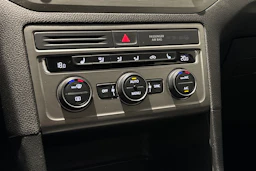 ruskea (beige) Volkswagen Golf Sportsvan 2018 kuva 24.