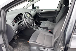 harmaa Volkswagen Golf Sportsvan 2017 kuva 3.