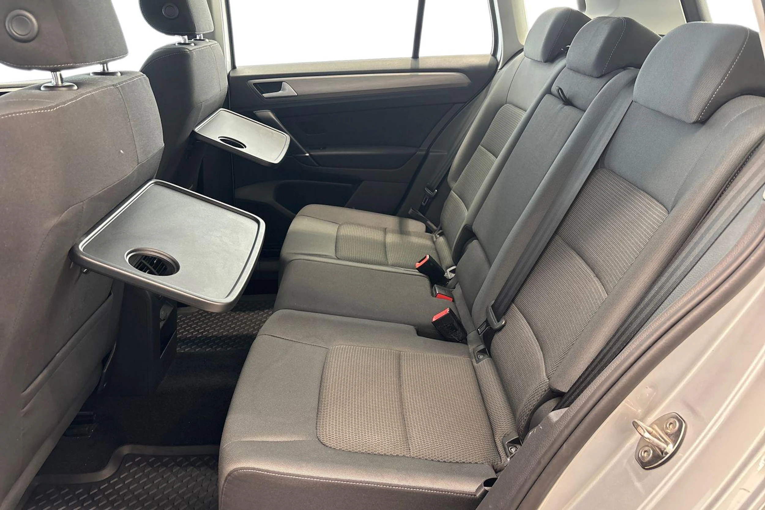 hopea Volkswagen Golf Sportsvan 2017 kuva 8.
