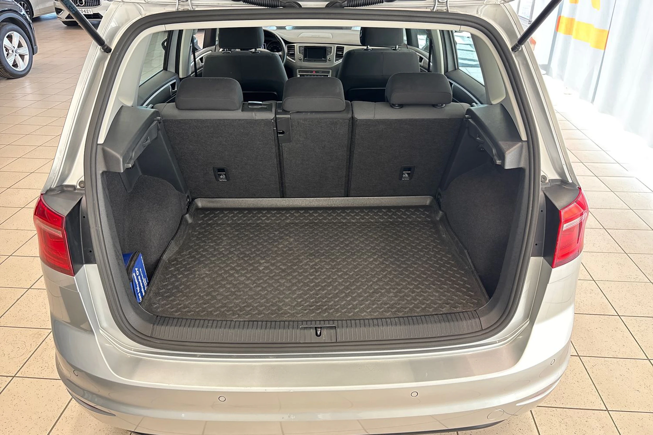 hopea Volkswagen Golf Sportsvan 2017 kuva 14.