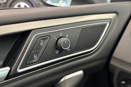 hopea Volkswagen Golf Sportsvan 2017 kuva 18.