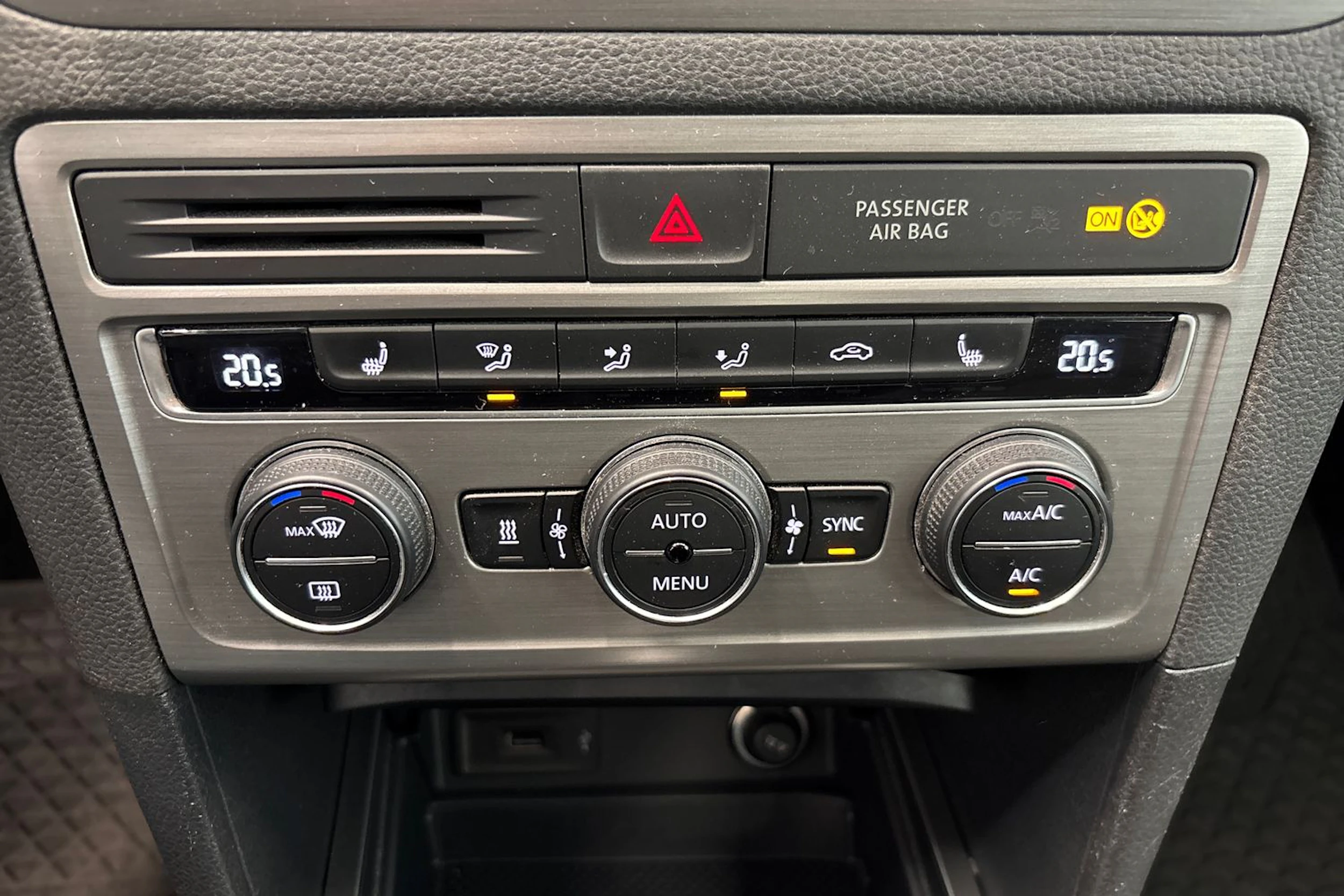 hopea Volkswagen Golf Sportsvan 2017 kuva 23.