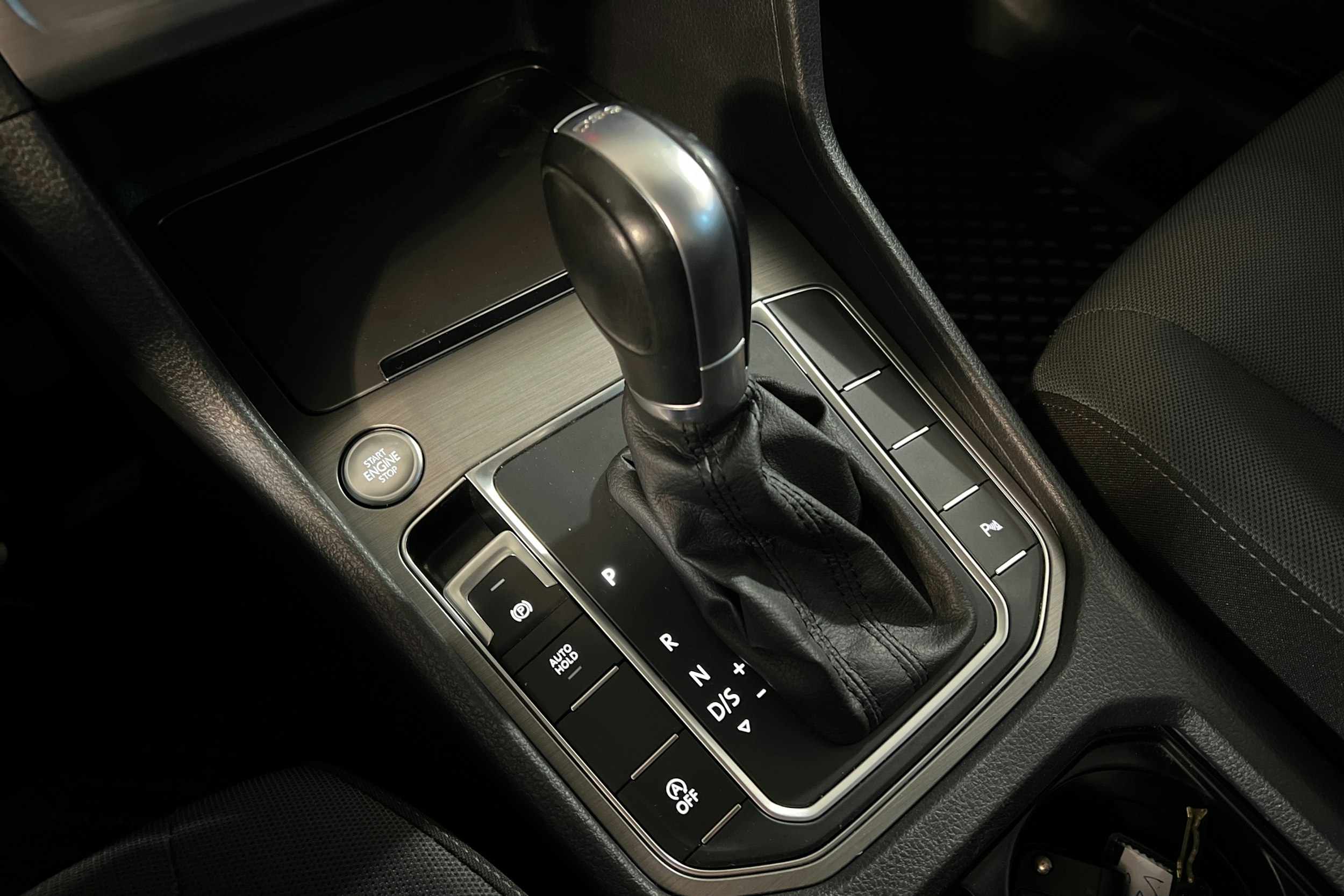 Harmaa Volkswagen GOLF SPORTSVAN 2017 kuva 21.