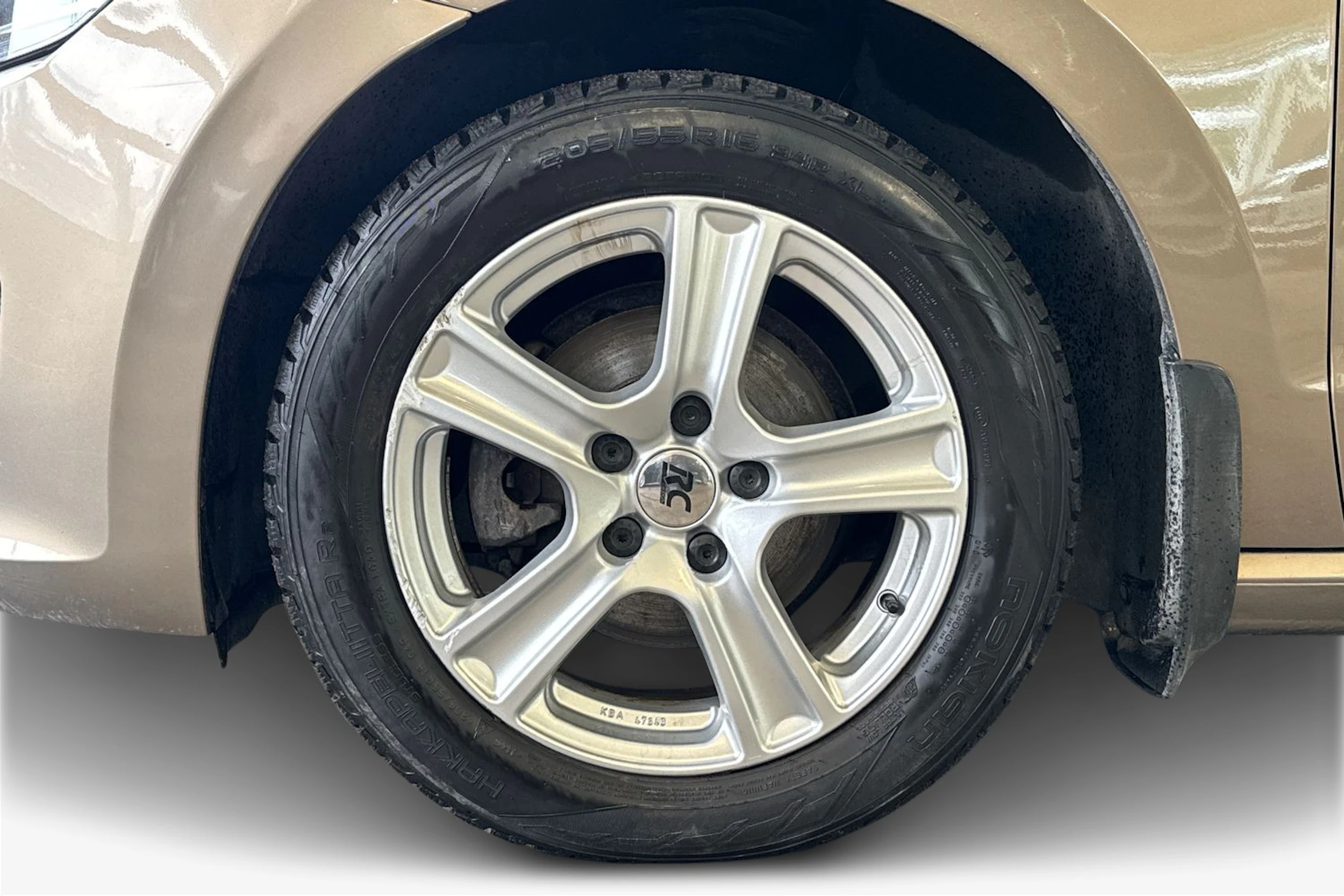 ruskea (beige) Volkswagen Golf Sportsvan 2017 kuva 12.