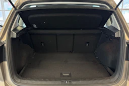 ruskea (beige) Volkswagen Golf Sportsvan 2017 kuva 16.