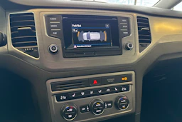 ruskea (beige) Volkswagen Golf Sportsvan 2017 kuva 21.