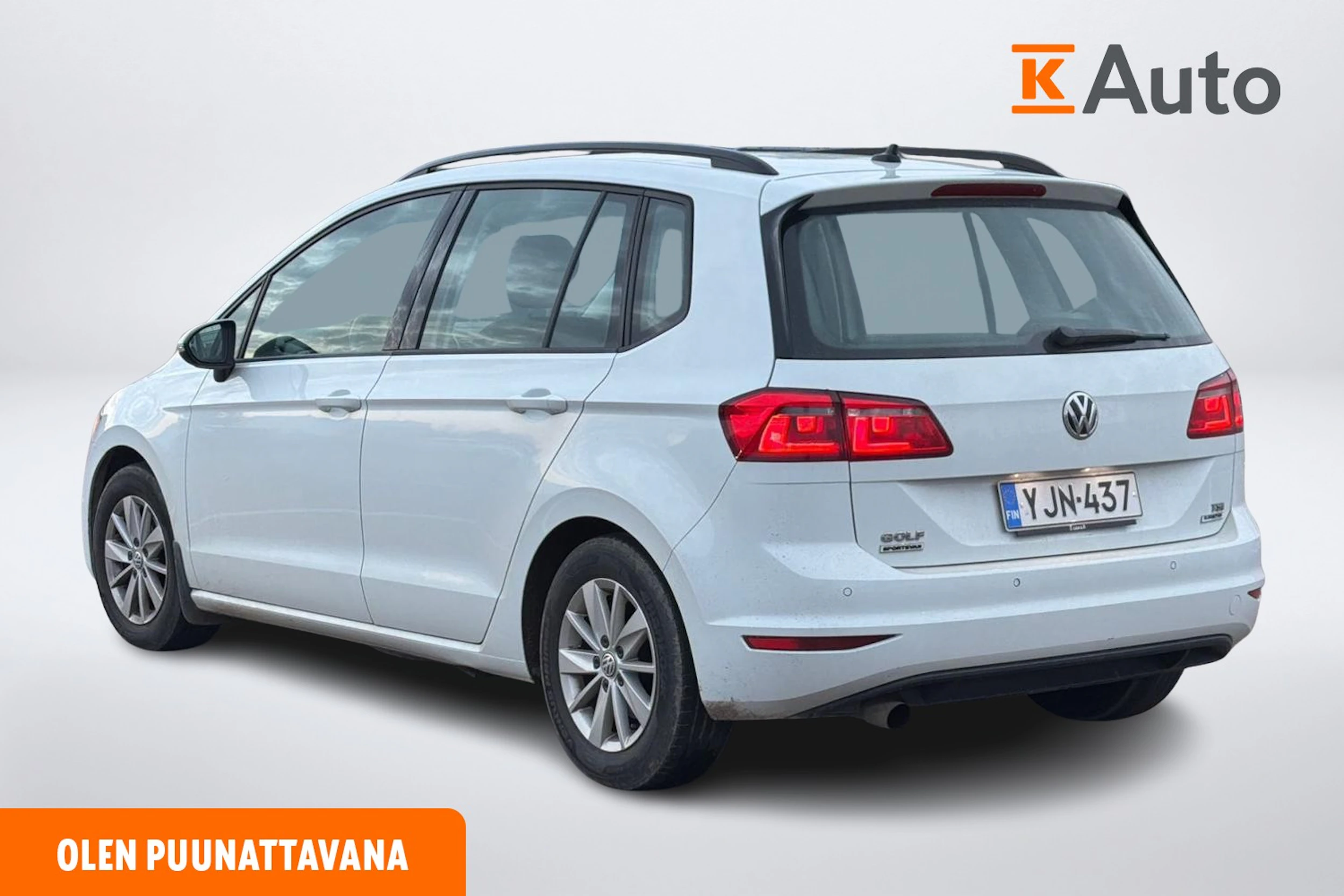 valkoinen Volkswagen Golf Sportsvan 2017 kuva 2.