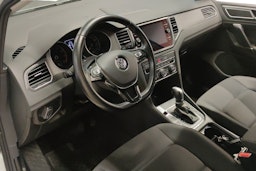 valkoinen Volkswagen Golf Sportsvan 2018 kuva 7.