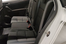 valkoinen Volkswagen Golf Sportsvan 2018 kuva 10.