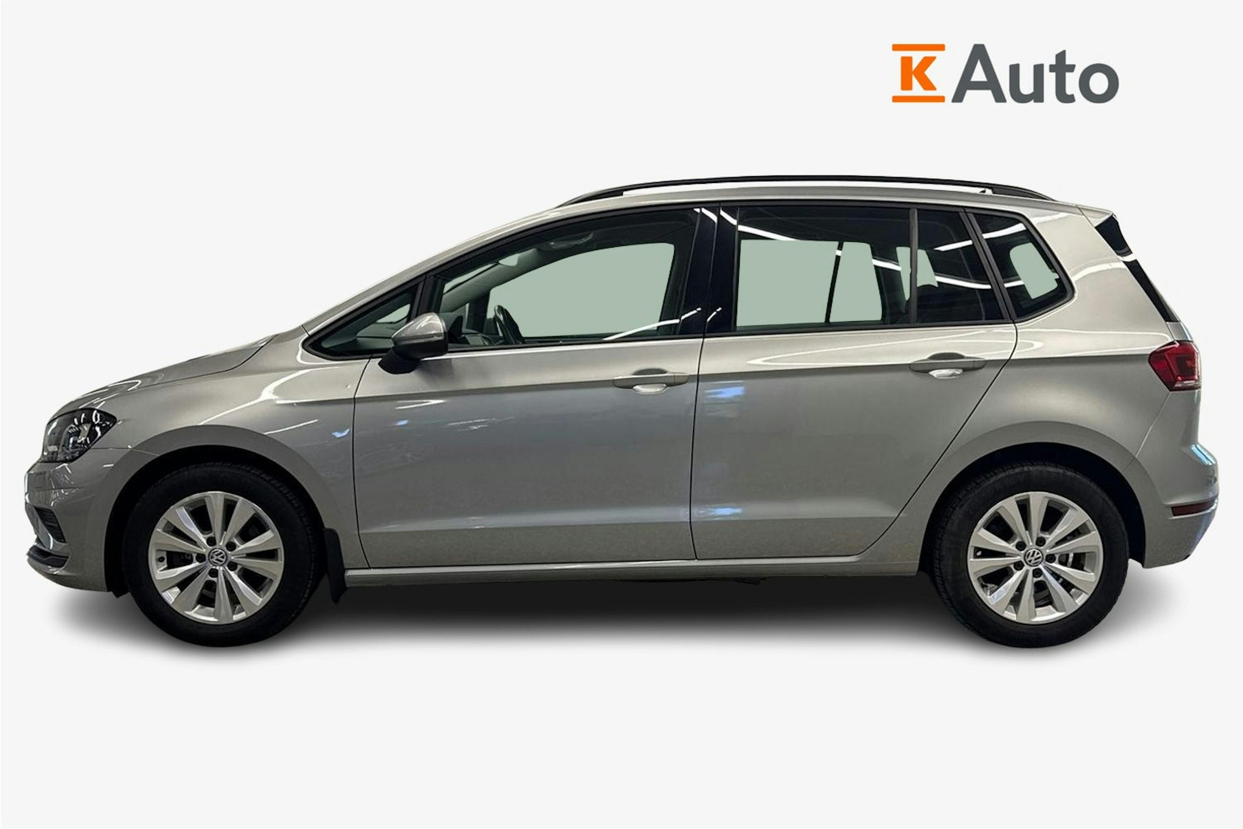 harmaa Volkswagen Golf Sportsvan 2018 kuva 6.