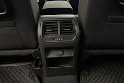 harmaa Volkswagen Golf Sportsvan 2018 kuva 34.