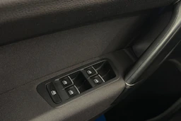 harmaa Volkswagen Golf Sportsvan 2018 kuva 15.