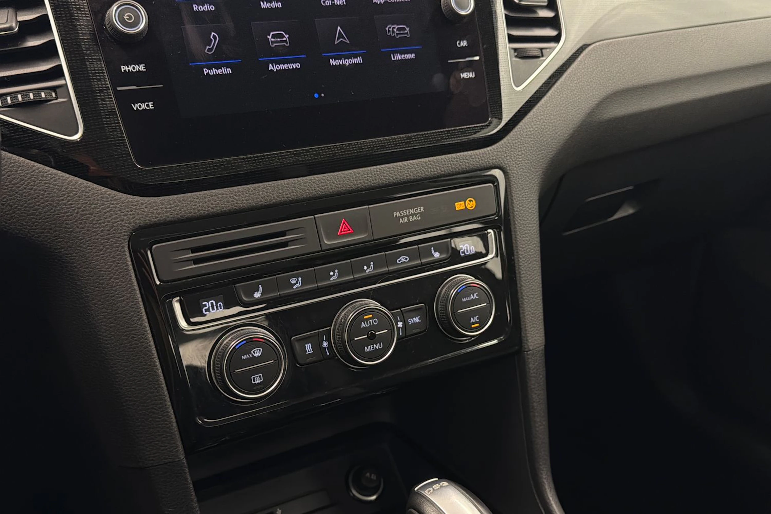 harmaa Volkswagen Golf Sportsvan 2018 kuva 20.