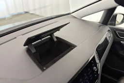 harmaa Volkswagen Golf Sportsvan 2018 kuva 25.
