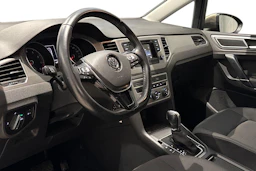 ruskea (beige) Volkswagen Golf Sportsvan 2018 kuva 31.