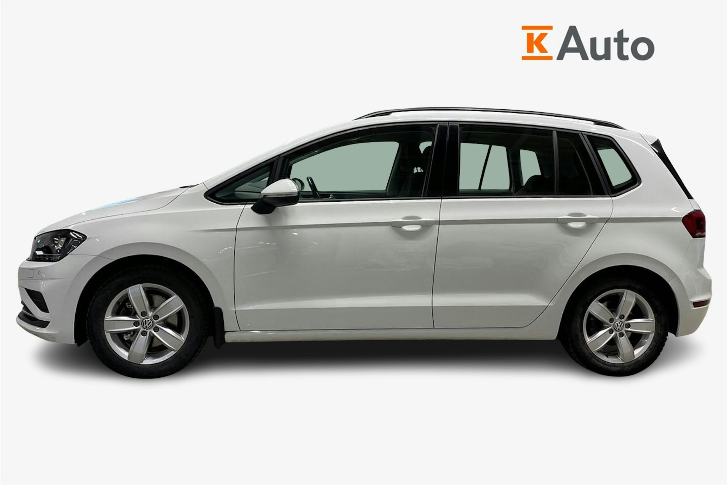 valkoinen Volkswagen Golf Sportsvan 2018 kuva 6.