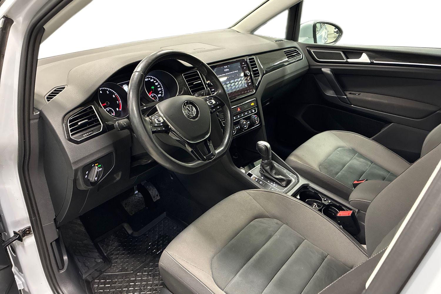 Volkswagen Golf Sportsvan 2018, kuva 6/24