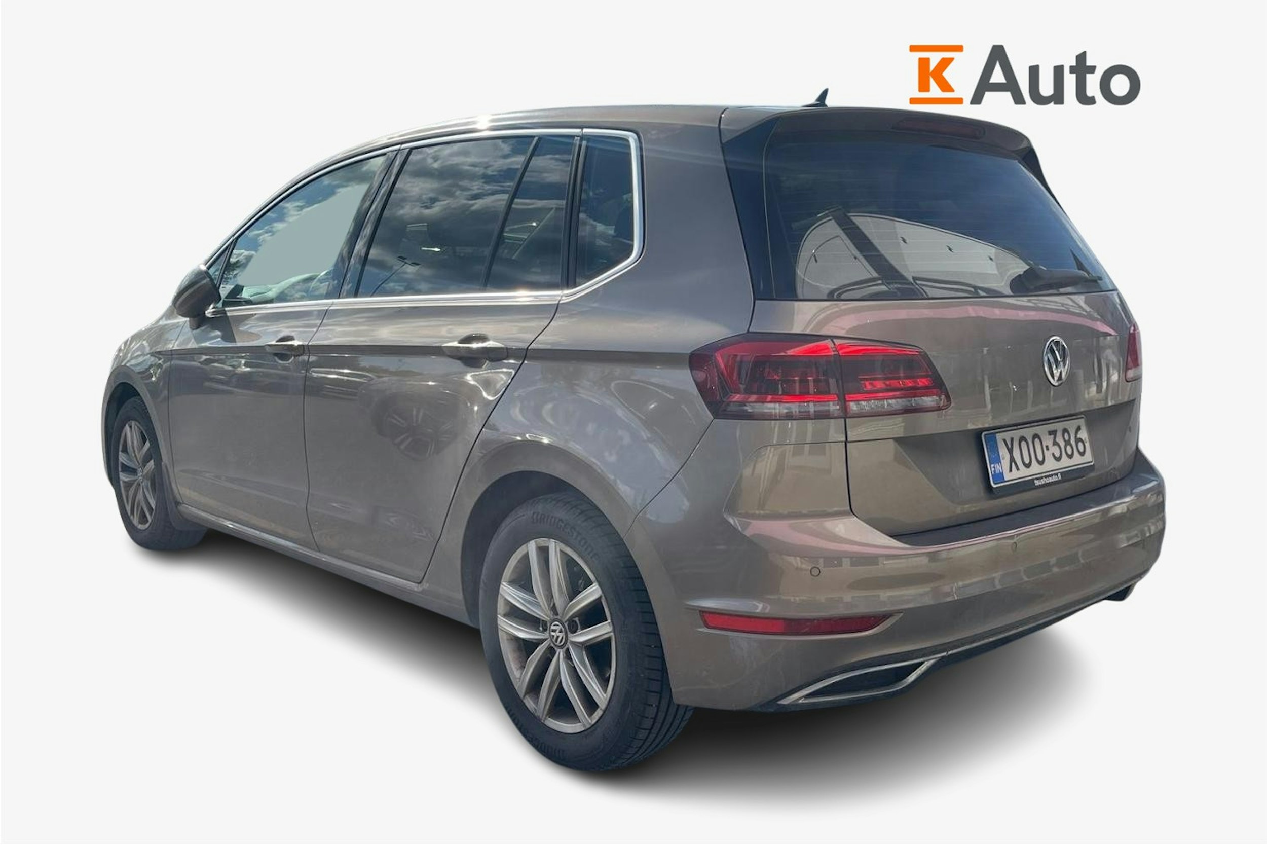 ruskea (beige) Volkswagen Golf Sportsvan 2018 kuva 2.