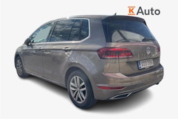 ruskea (beige) Volkswagen Golf Sportsvan 2018 kuva 2.