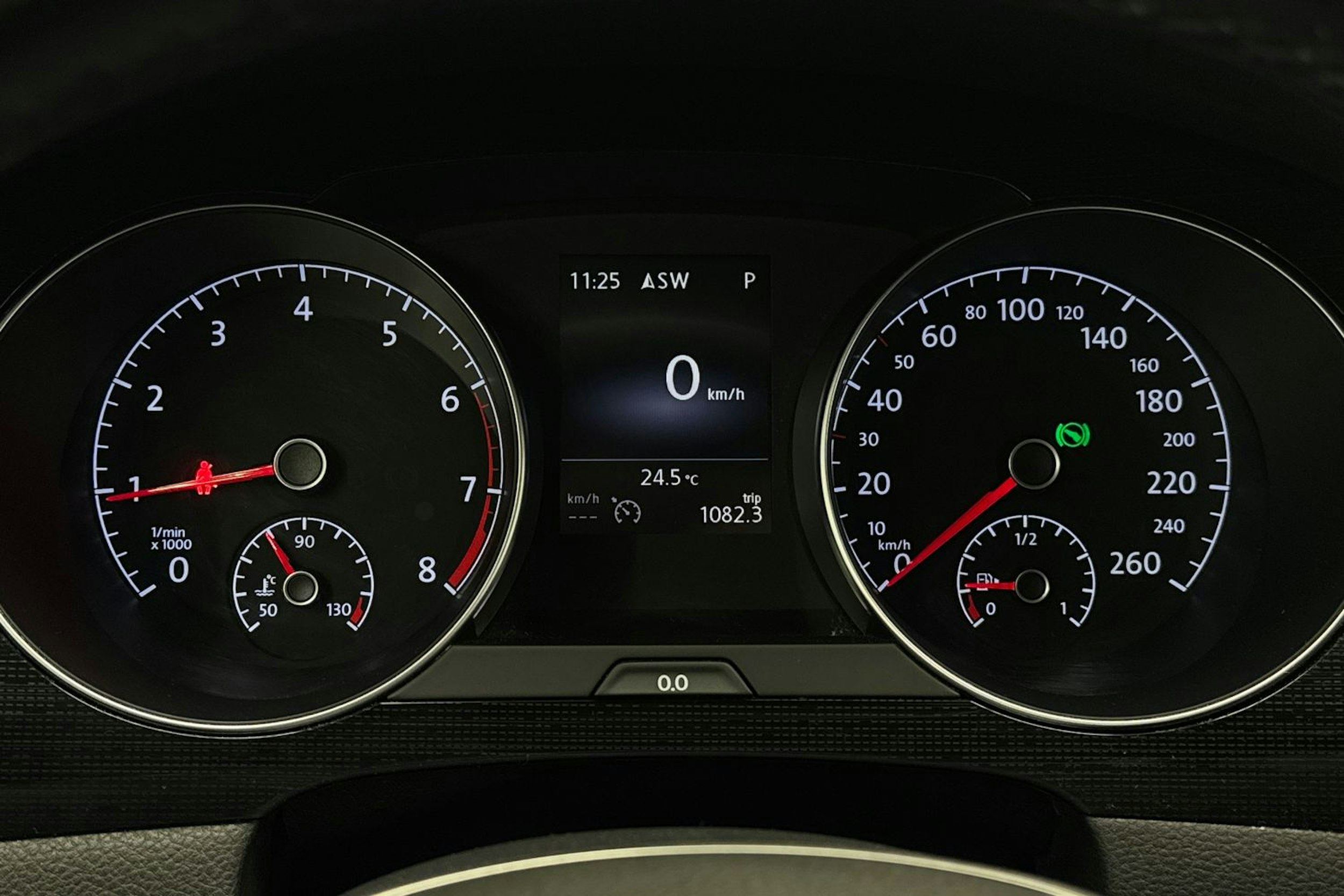 ruskea (beige) Volkswagen Golf Sportsvan 2018 kuva 17.