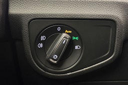ruskea (beige) Volkswagen Golf Sportsvan 2018 kuva 19.