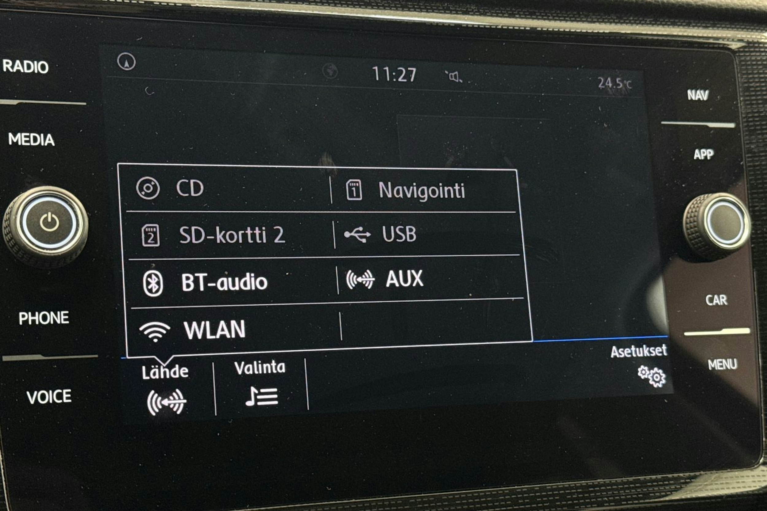 ruskea (beige) Volkswagen Golf Sportsvan 2018 kuva 24.