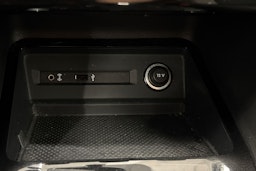 ruskea (beige) Volkswagen Golf Sportsvan 2018 kuva 32.
