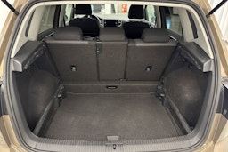 ruskea (beige) Volkswagen Golf Sportsvan 2018 kuva 37.