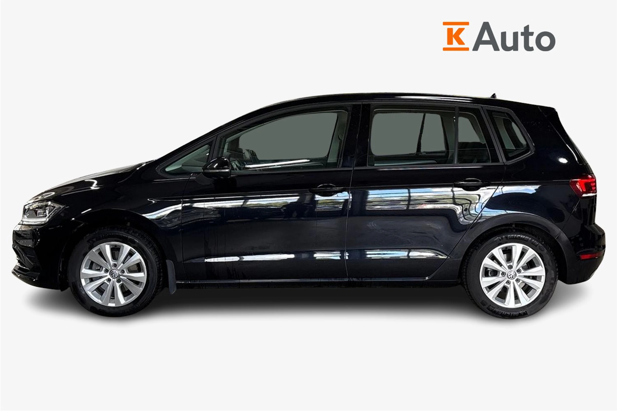 Musta Volkswagen GOLF SPORTSVAN 2018 kuva 5.