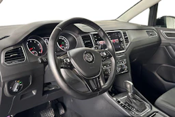 Musta Volkswagen GOLF SPORTSVAN 2018 kuva 6.