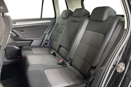 Musta Volkswagen GOLF SPORTSVAN 2018 kuva 8.