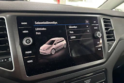 Musta Volkswagen GOLF SPORTSVAN 2018 kuva 18.