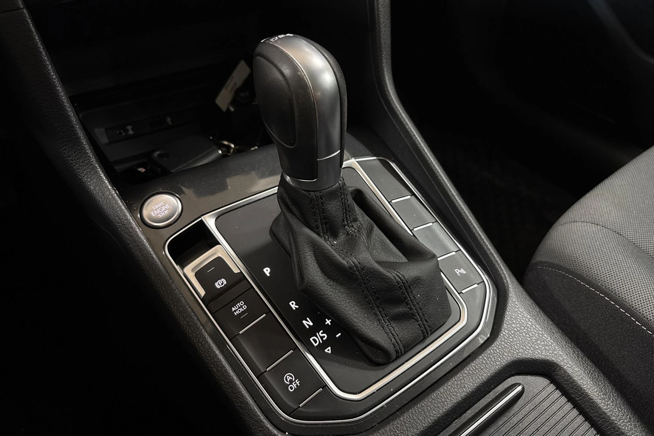 Musta Volkswagen GOLF SPORTSVAN 2018 kuva 21.